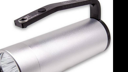 消防装备知识讲解-手提式强光照明灯